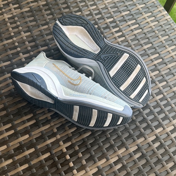 Women's Nike Superrep Athletic Shoes - Picture 3 of 4